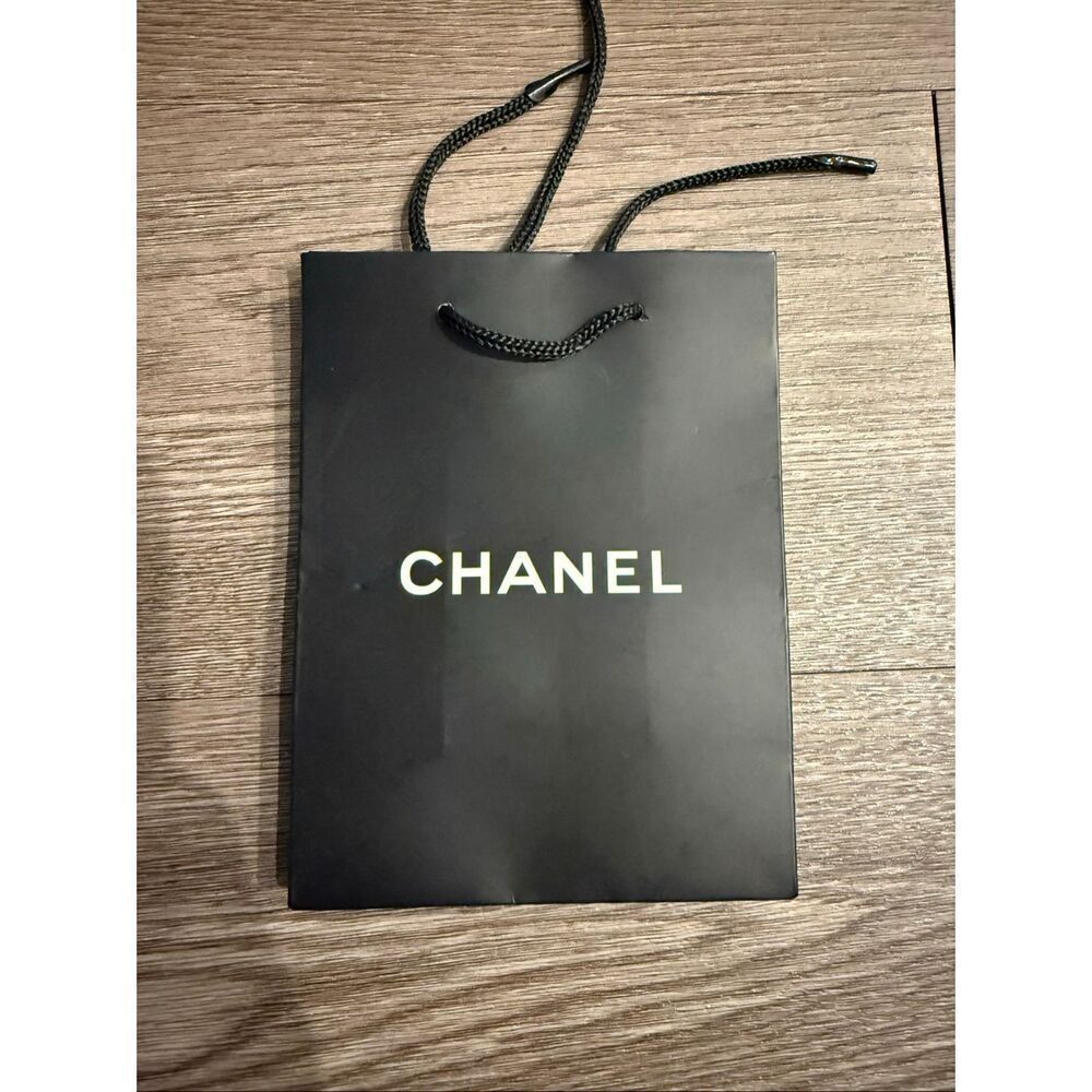 Chanel Gift Bag - Picture 1 of 3